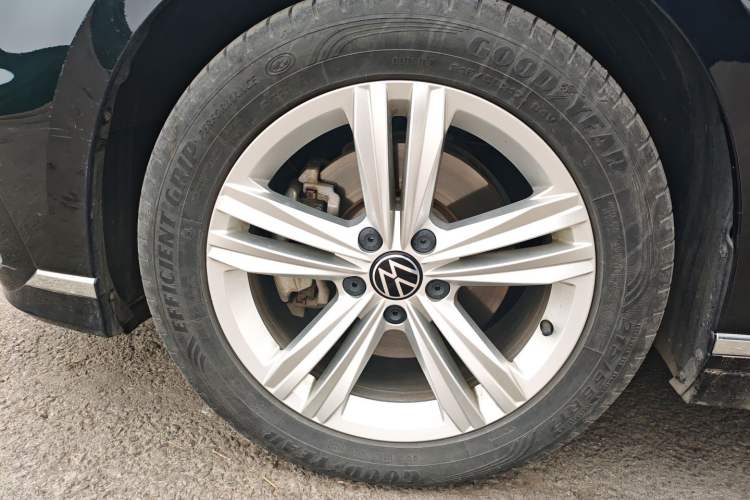 Used Volkswagen Magotan 2023 2 Million Units Limited-Edition 280TSI DSG Comfort Version
