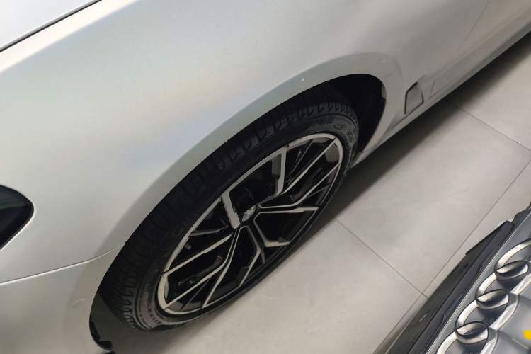 Used BMW 5 Series 2021 530Li Luxury Edition M Sport Package
