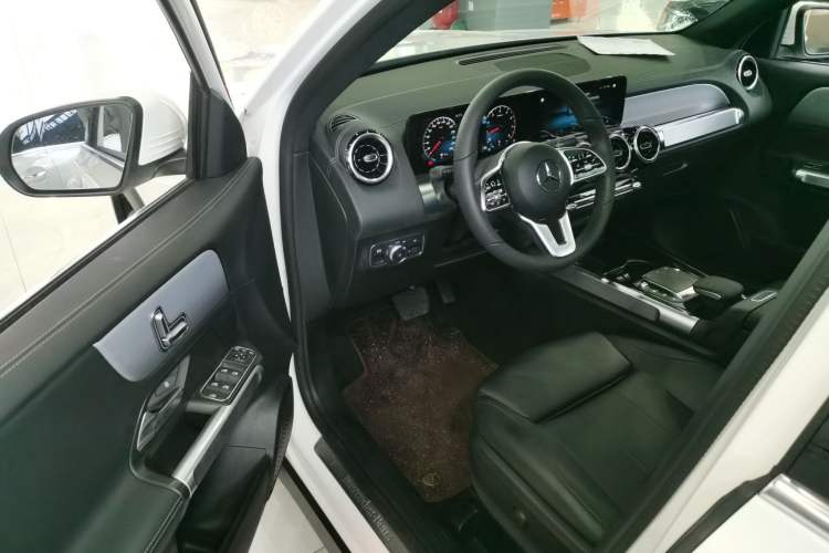 Used Mercedes-Benz GLB 2023 GLB 200 Fashion Model
