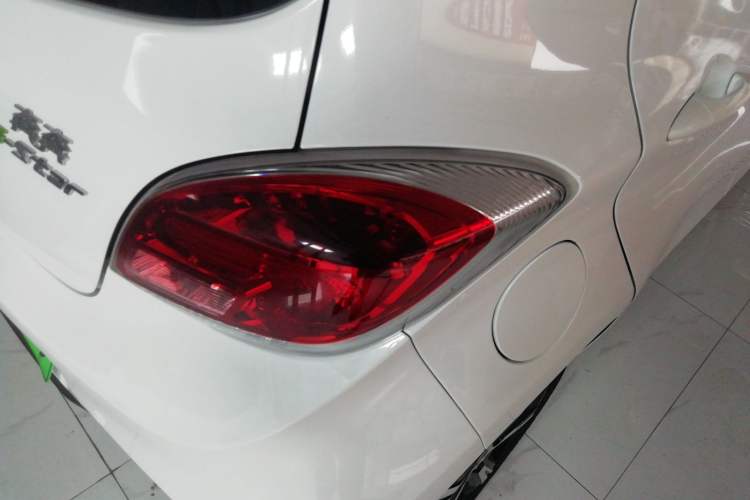 Used Oshan Benni E-Star 2022 Qingxin Edition Colorful Model Lithium-NMC
