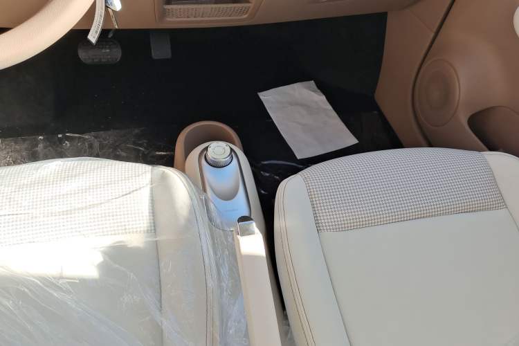 Used Wuling Hongguang MINIEV 2025 Four-Door Version Advanced Edition
