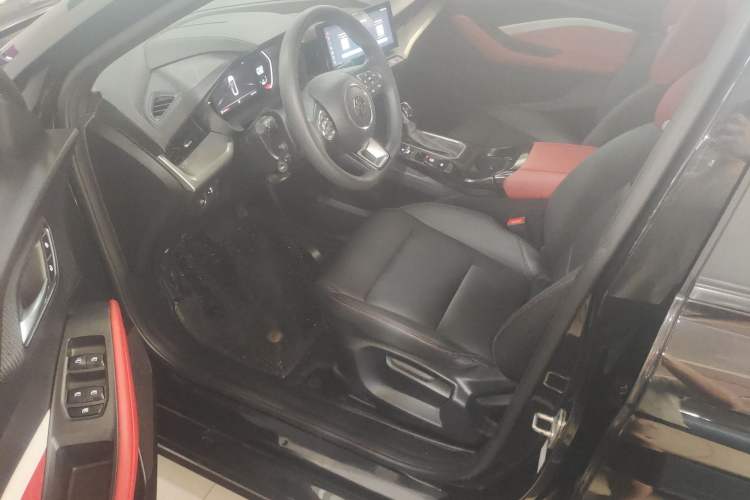 Used MG 5 2021 180 DVVT CVT Youth Luxury Edition
