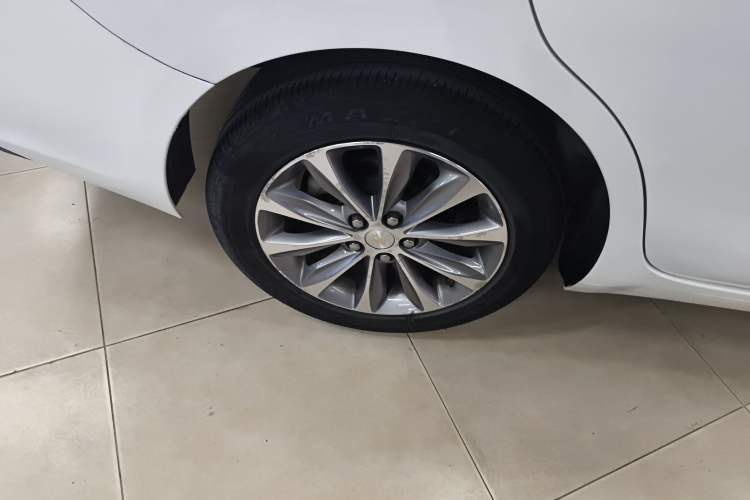 Used Chevrolet Monza 2020 320 Automatic Enjoyment Edition