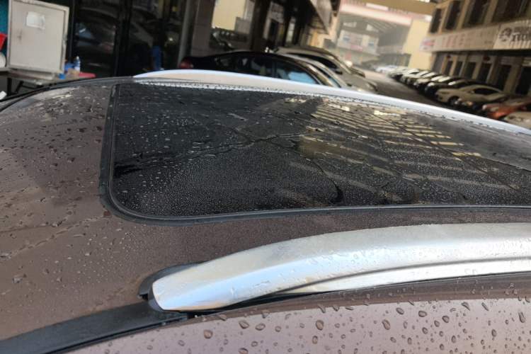 Used HYOSOW S6 2017 1.5T CVT Enjoyment Model
