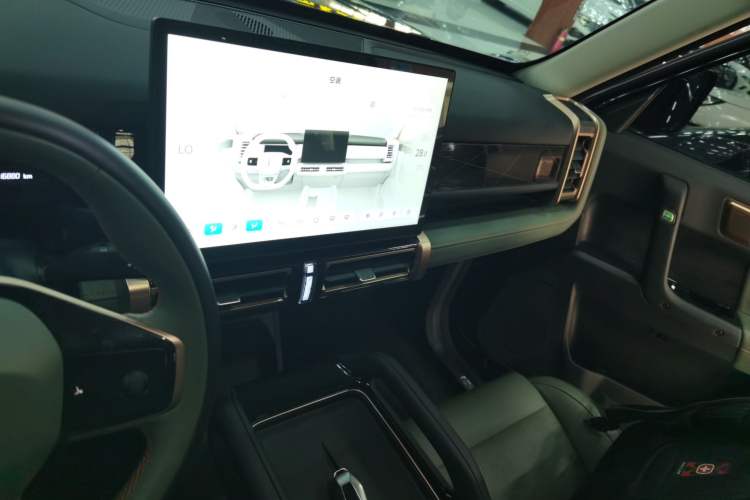 Used  03 2024 401km Two-Wheel Drive Standard Advanced Version
