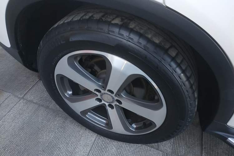 Used Mercedes-Benz GLC 2016 GLC 300 4MATIC Dynamic Model