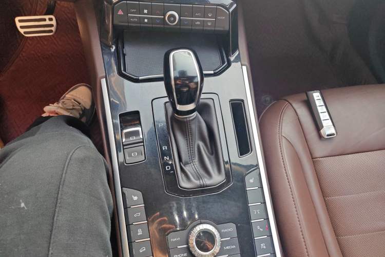 Used Wey VV7 2017 2.0T Flagship Edition