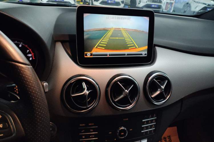 Used Mercedes-Benz B-Class 2019 B 200 Fashion Model