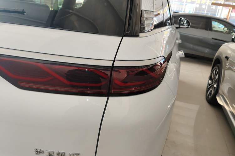 Used BYD Frigate 07 2024 Honor Edition DM-i 100KM Prestige Model
