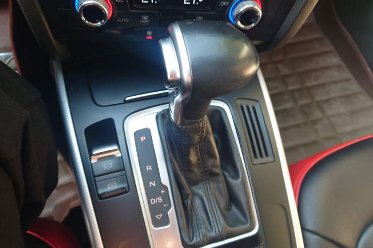 Used Audi A4L 2015 35 TFSI Automatic Standard Model
