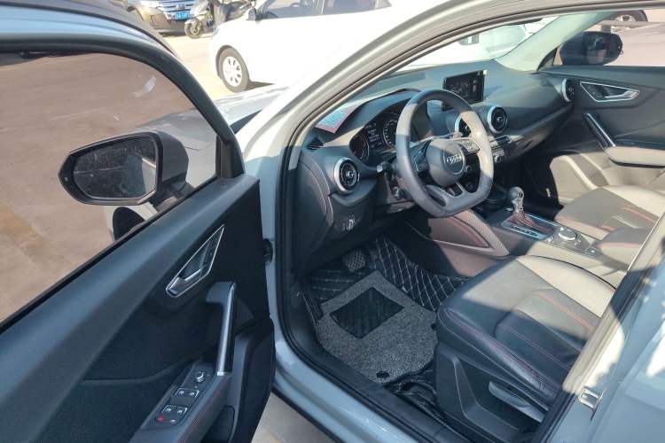 Used Audi Q2L 2022 35 TFSI Progressive Dynamic Edition
