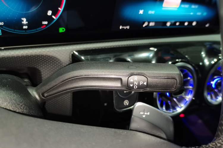 Used Mercedes-Benz A-Class 2021 A 200 L Sport Sedan Fashion Model