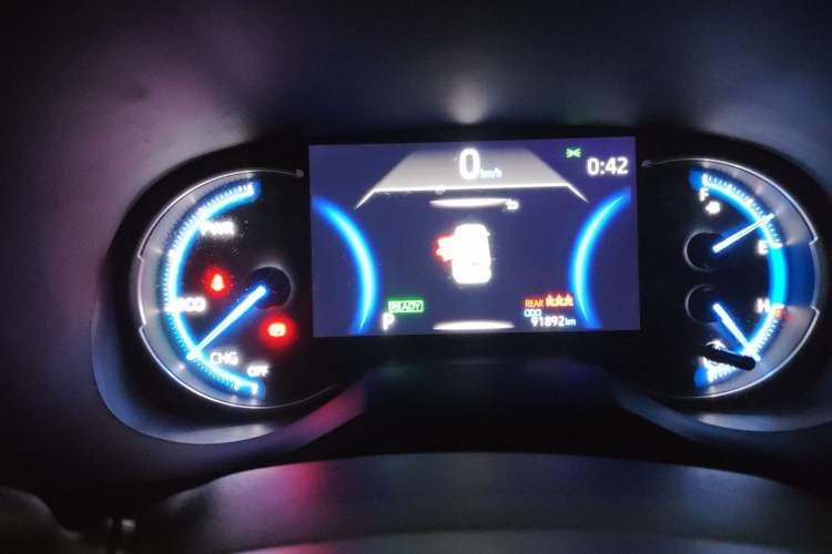 Used Toyota RAV4 2020 Dual-Engine 2.5L E-CVT Two-Wheel Drive Elite Edition
