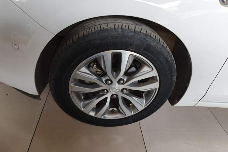 Used Buick GT 2019 18T Automatic Connected Flagship Version China VI Standard