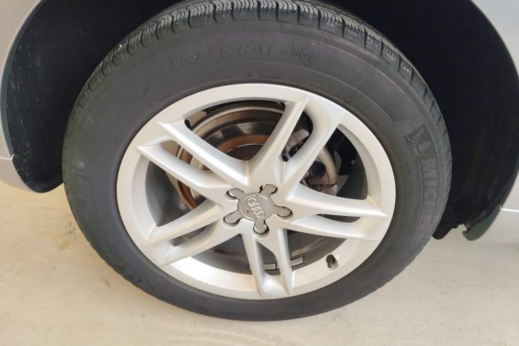 Used Audi Q5 2017 Plus 40 TFSI Technology Model