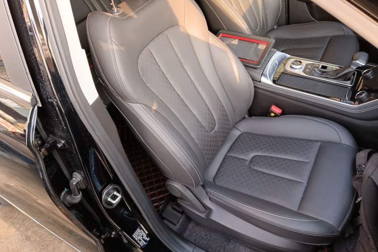 Used JETOUR X90 2020 1.6T DCT Shadow Edition 7-Seater