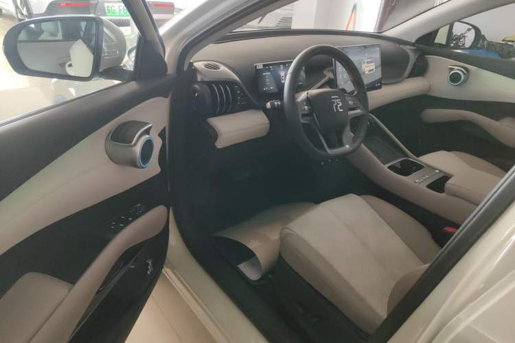 Used BYD Yuan PLUS 2025 Intelligent Driving Version 510 KM Beyond-Grade Edition
