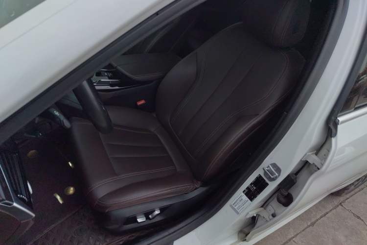 Used BMW 5 Series 2020 525Li M Sport Package