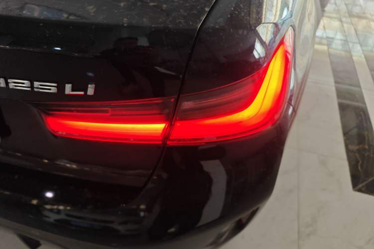 Used BMW 3 Series 2024 325Li M Sport Package
