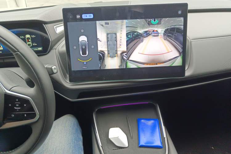 Used  SL03 2023 200Max Range-Extended Version
