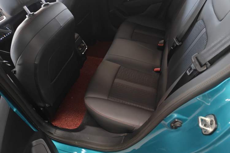 Used Dongfeng Aeolus Yixuan 2020 230T Automatic Dazzle Track Edition