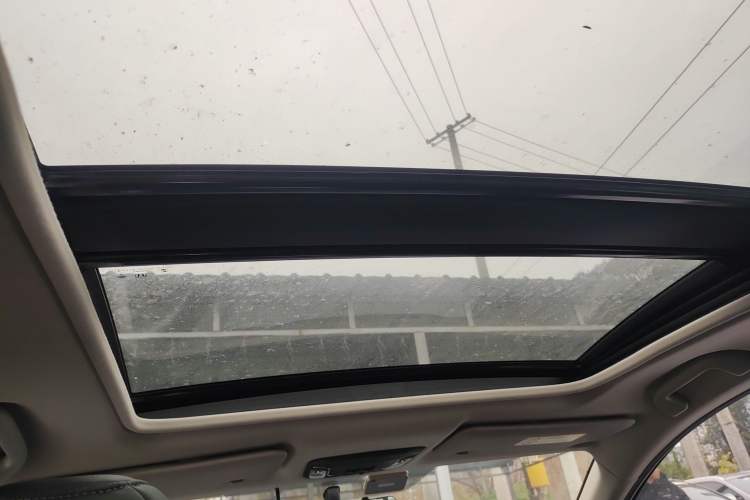 Used Honda Vezel 2019 1.5L CVT Pioneer Edition China VI