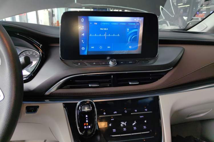 Used Buick GL8 2022 Land Cruiser Executive Class 652T Comfort Model
