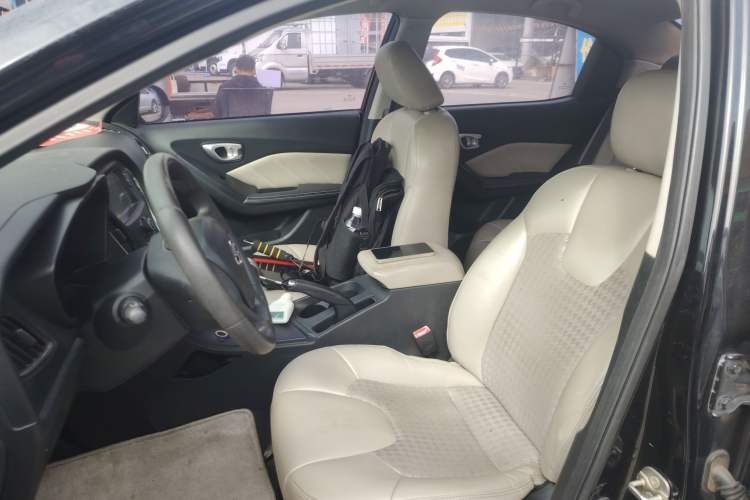 Used GAC Trumpchi GA3S Vision 2014 1.6L Manual Elite Edition
