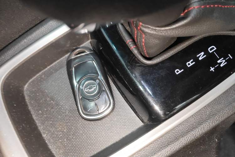 Used Chevrolet Monza 2020 Light Hybrid Redline 320T Dual-Clutch Joyful Edition
