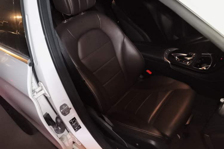 Used Mercedes-Benz GLC 2018 GLC 260 4MATIC Dynamic Edition
