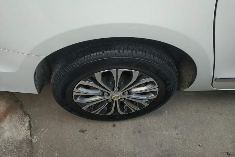 Used Buick GL8 2022 Land Business Class 652T Luxury Model