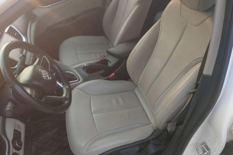 Used Buick GT 2018 15T Dual-Clutch Elite Model China V Standard
