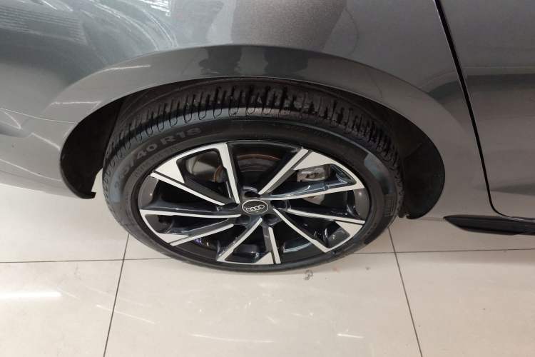 Used Audi A4L 2023 40 TFSI Luxury Dynamic Model
