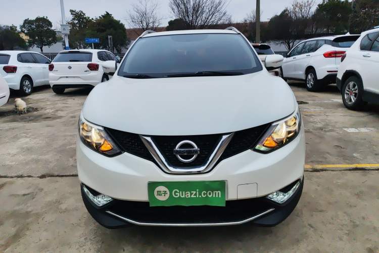 Used Nissan Qashqai 2017 2.0L CVT Smart Enjoyment Version China VI Standard