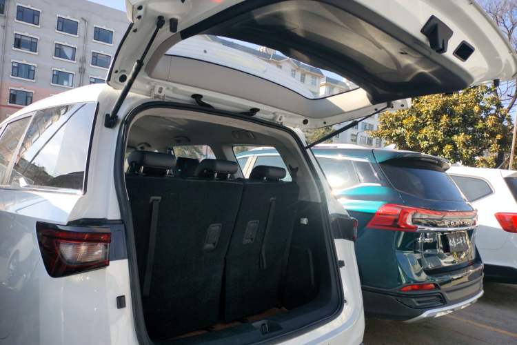 Used Wuling Jiachen 2022 1.5T CVT Smart Luxury Version