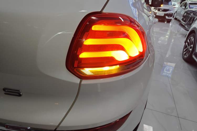 Used Qoros 5 2018 1.6T Automatic Leading Model
