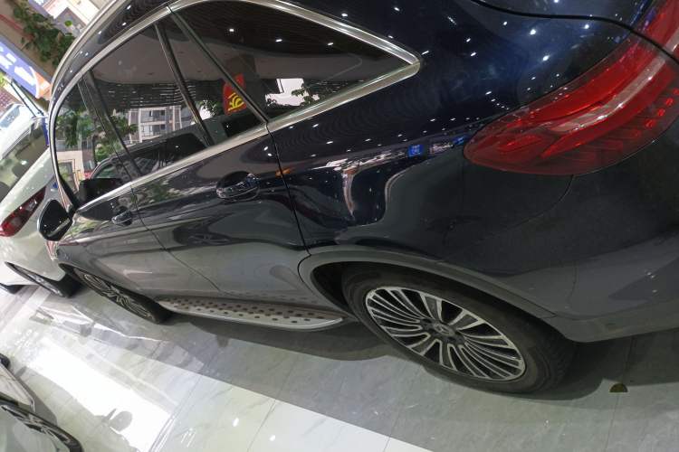 Used Mercedes-Benz GLC 2018 GLC 200 4MATIC
