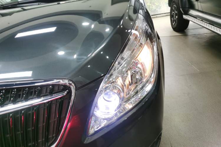 Used Buick GL8 2018 28T Luxury Model China VI Standard