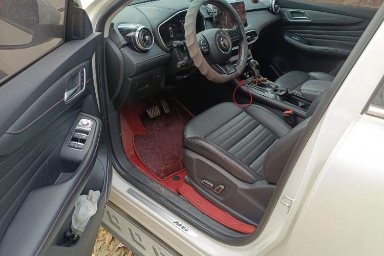 Used MG HS 2018 20T Automatic Two-Wheel Drive Hormone Passion Edition China V Standard