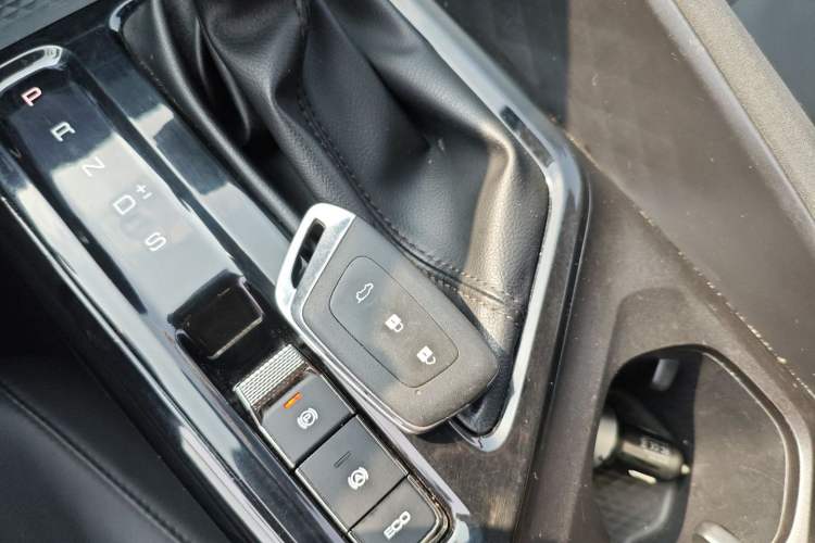 Used Baojun RC-5 2020 1.5T CVT Smart Shine Flagship Edition
