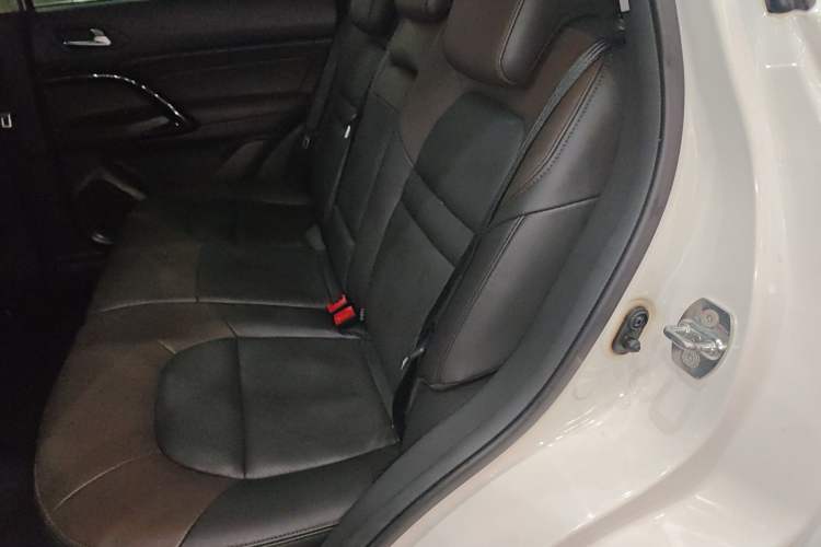 Used GAC Trumpchi GS4 2017 235T Automatic Two-Wheel Drive Luxury Smart Connectivity Version
