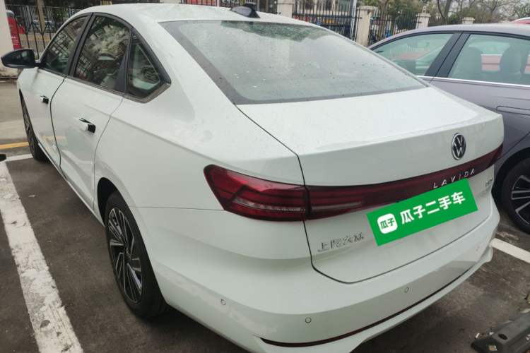 Used Volkswagen Lavida 2026 Pro 300TSI Starry Zhi Yi Edition
