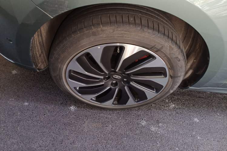 Used Hima AITO M5 2022 Range-Extended Rear-Drive Standard Version