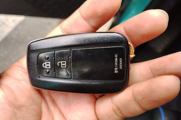 Used Toyota C-HR 2018 2.0L Leading with Sunroof China V Standard