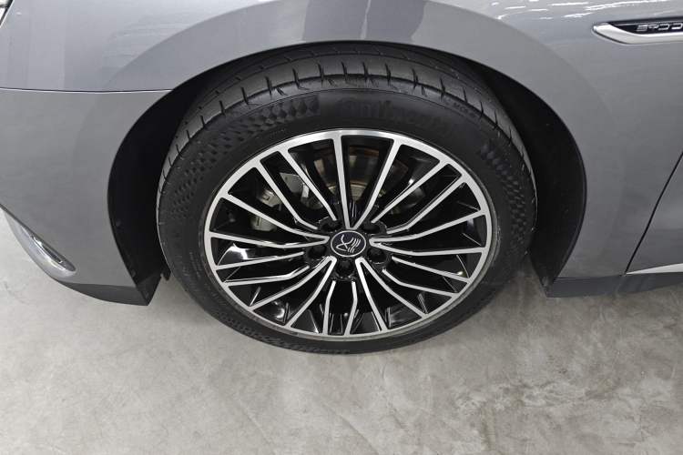 Used BYD Han 2022 DM-i 121KM Prestige Model