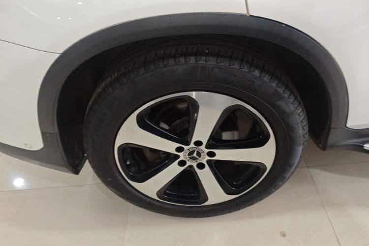 Used Mercedes-Benz GLC 2019 GLC 260 L 4MATIC Luxury Model
