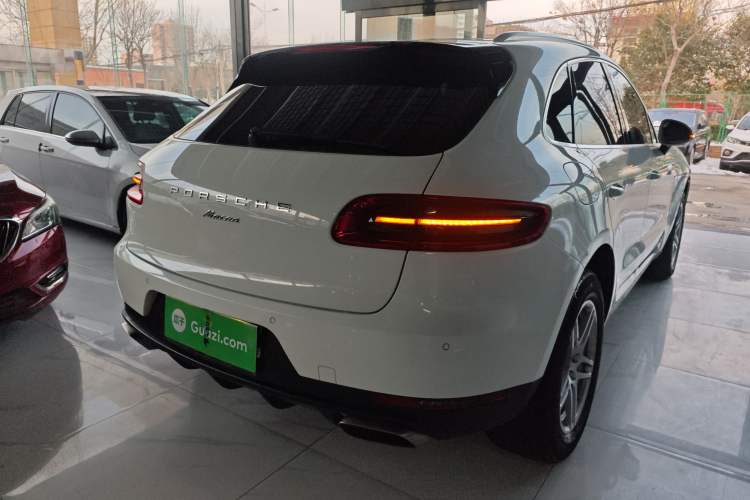 Used Porsche Macan 2017 Macan 2.0T