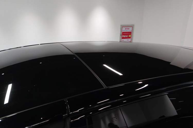 Used Li Auto MEGA 2024 Ultra Model
