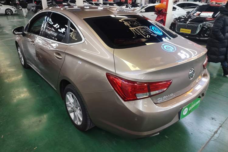 Used Buick Verano 2019 Sedan 20T Dual-Clutch Elite Model
