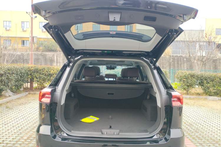 Used Chery Tiggo 8 PRO 2024 Champion Edition 390T Two-Wheel Drive Peak Version 5 Seats